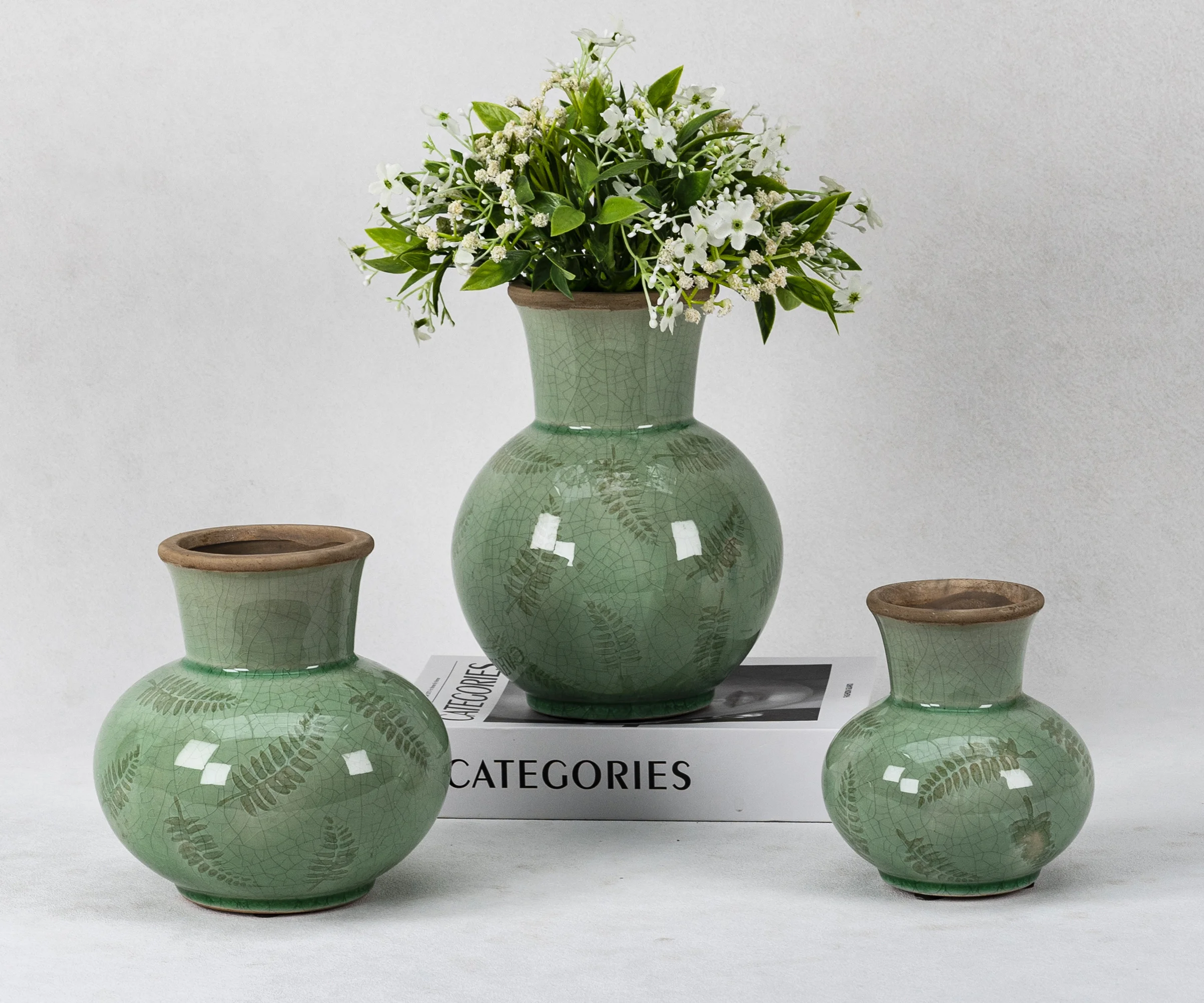 bulk-ceramic-flower-vase-soft-green-color-art-ornaments-5
