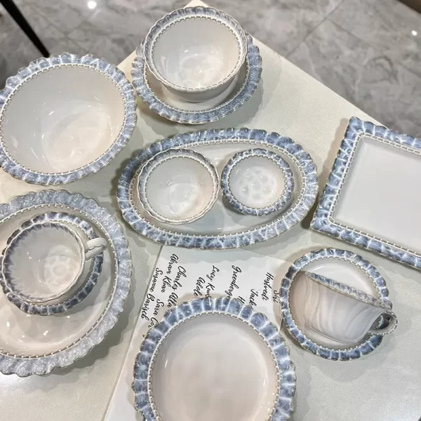 wholesale-ceramic-dinnerware-vintage-blue-rim-plates-and-bowls-wholesale-1