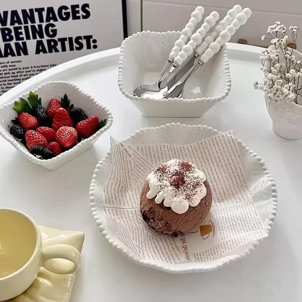 Wholesale-Ceramic-Dessert-Bowls-with-French-Embossed-Design-1
