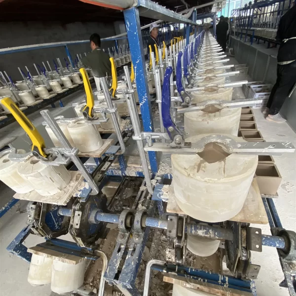 automated-slip-casting-machine-for-ceramic-forming-2