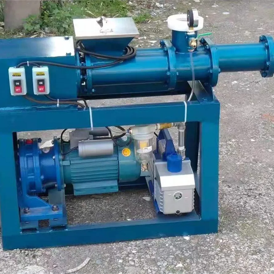 small-vacuum-pug-mill-machine-ceramic-clay-de-airing-3