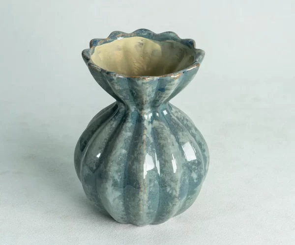 unique-vases-wholesale-for-flower-arrangement-and-home-decor-3