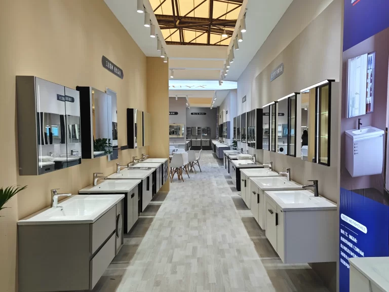 Shouya-Bathroom-Cabinet-International-Exhibition-5