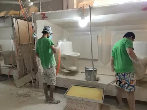 meizhi-sanitary-ware-manufacturer-glaze-spraying